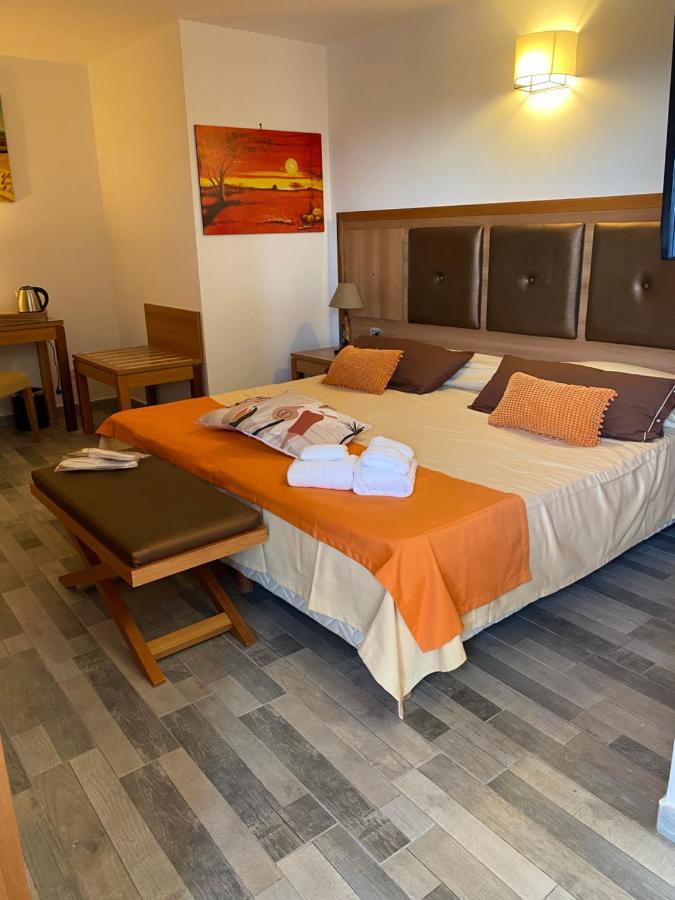 B&B Torre Pozzillo ชีนิซี ภายนอก รูปภาพ